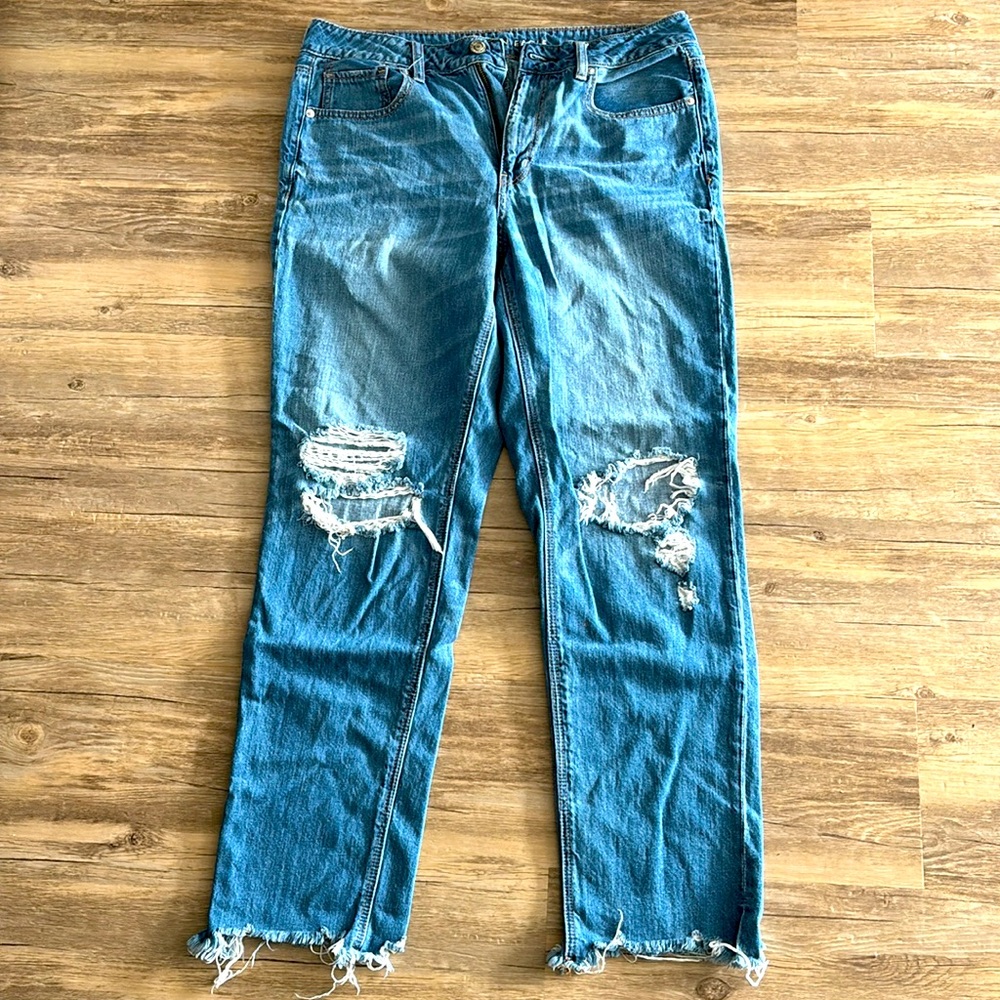 American Eagle high rise Tomgirl style jeans 12 X-long